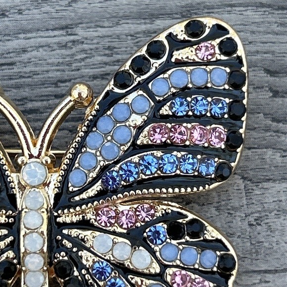 Butterfly Brooch Pin Pave Goldtone Metal Multicolored Crystals Modern - Picture 2 of 11
